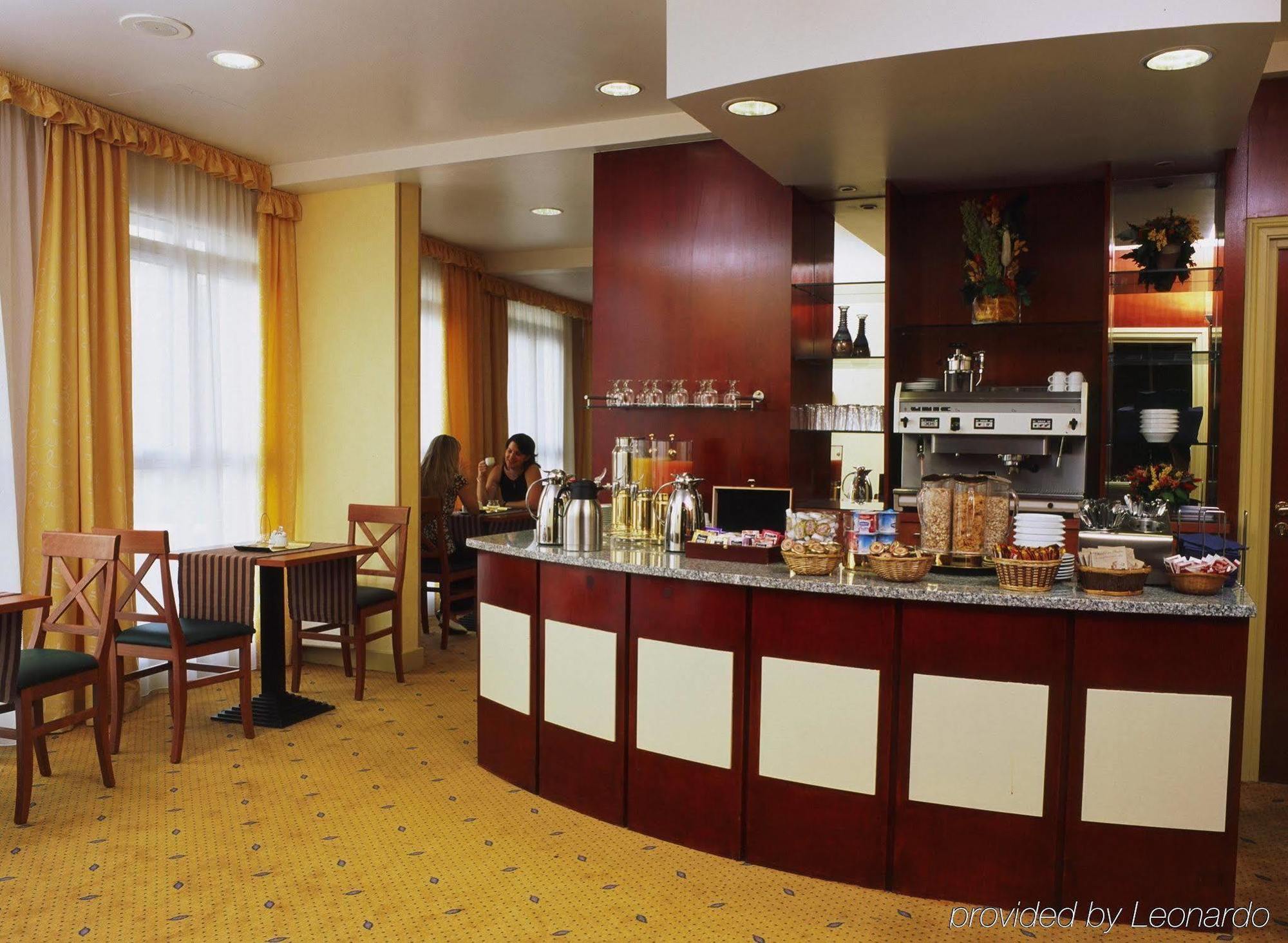 Citadines Montmartre Aparthotel 3*